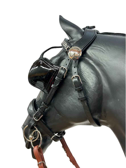 WEISSL Backenstücke mit Scheuklappen Blendklappen Lack für Fahrzaum